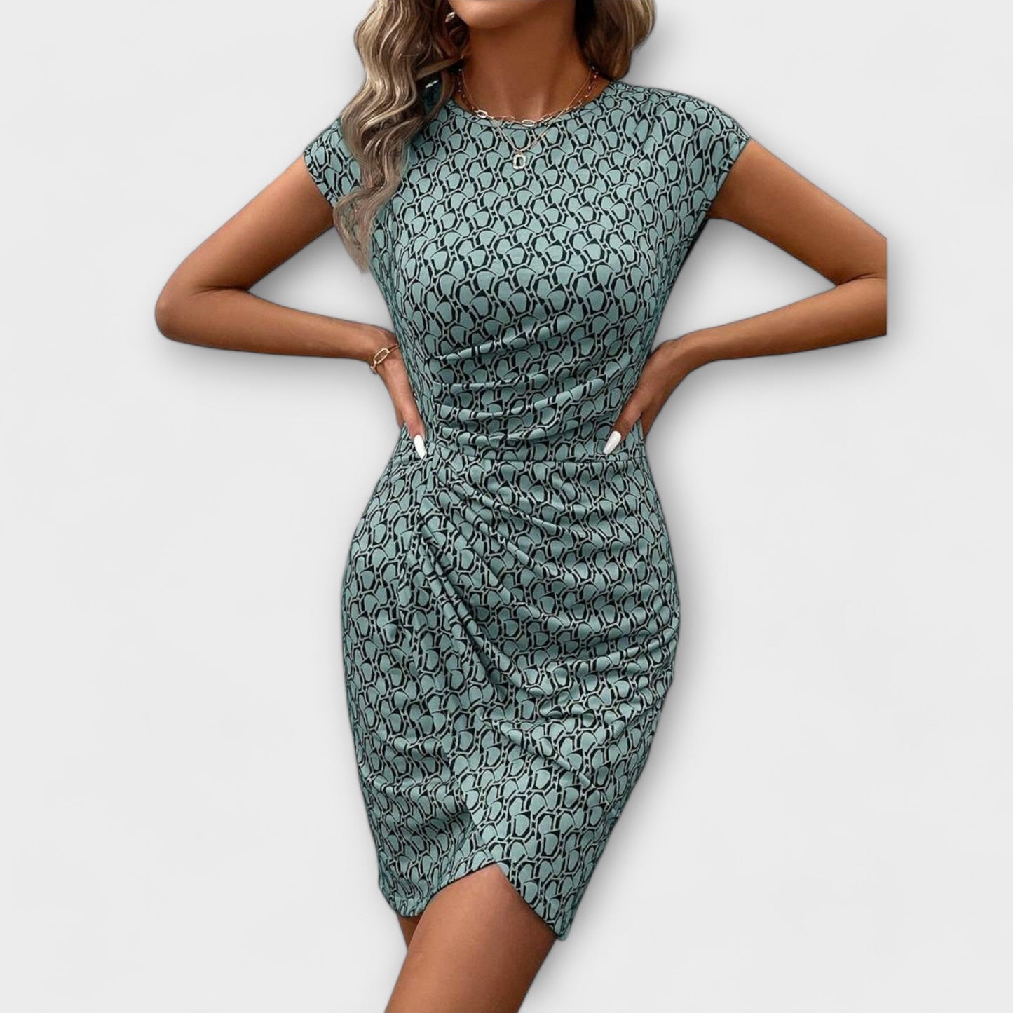 Emma - Short-Sleeve Tulip Dress with Allover Print